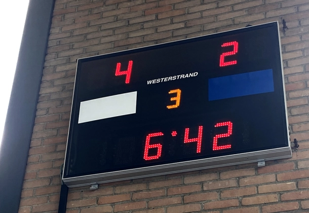 Realisatie Westerstrand - scorebord