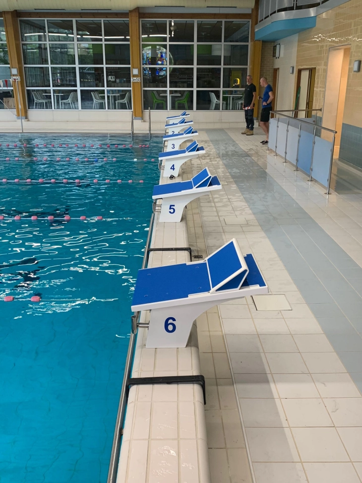 FINA goedgekeurde startblokken met RBD contacten