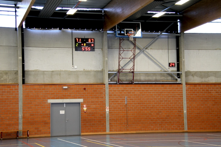 Realisatie Westerstrand - scorebord en schotklok
